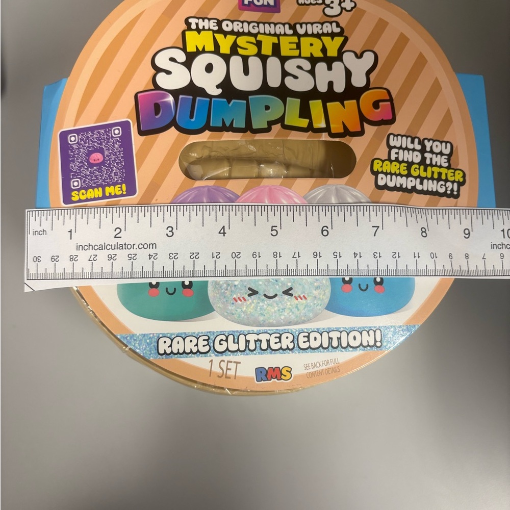 BIG Crazy Fun Mystery Squishy Dumpling - Rare Glitter Edition, BIG DUMPLING - Picture 7 of 10